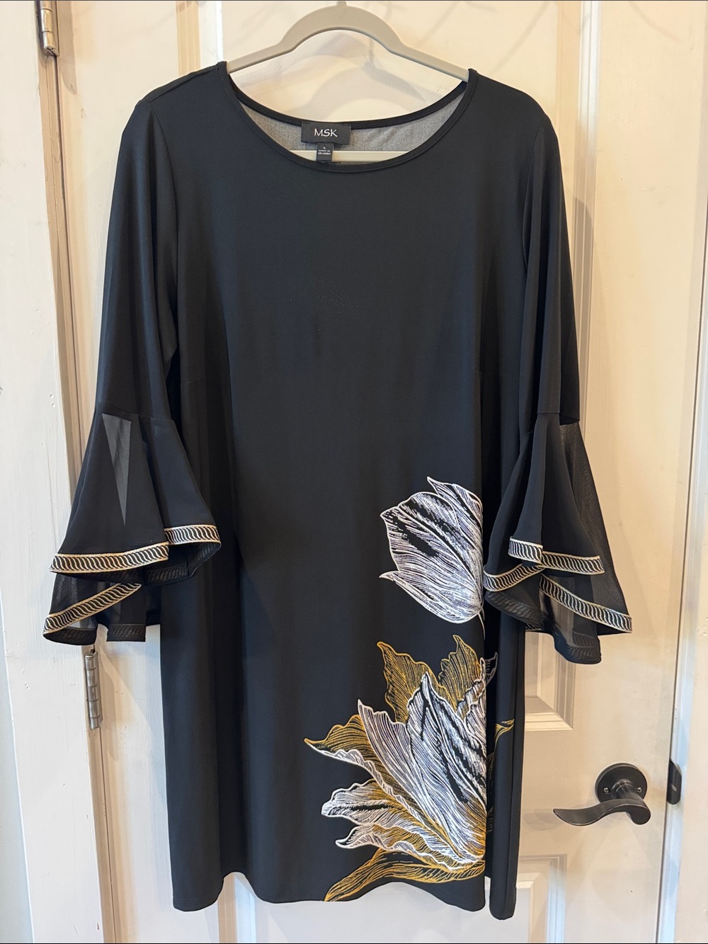 MSK Floral Tiered Bell Sleeve Shift Dress